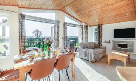 2 Bed in Athelington 5