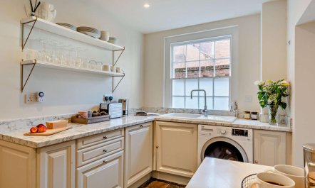 2 Bed in Chester 9
