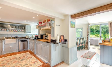 5 Bed in Crowcombe 2