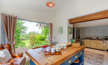 5 Bed in Crowcombe 3