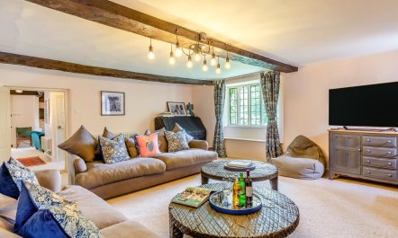 5 Bed in Crowcombe 9