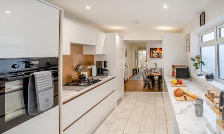 5 Bed in Mumbles 3