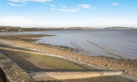 5 Bed in Mumbles 4