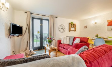 3 Bed in St. Gennys