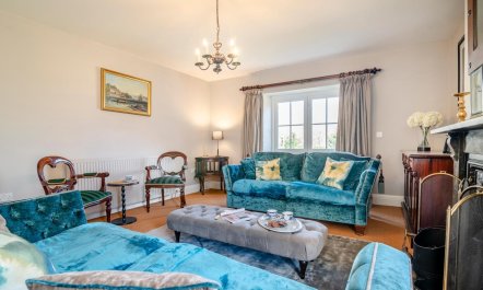 4 Bed in Kingsdon 4