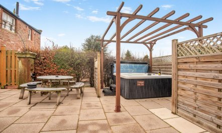 3 Bed in Brampton 1