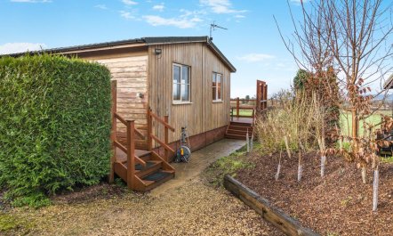2 Bed in Coaley 2