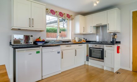 2 Bed in Coaley 9