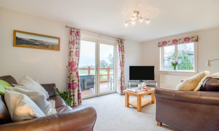 2 Bed in Coaley