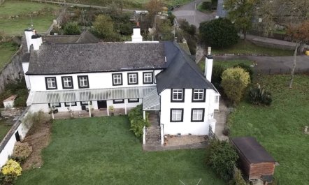4 Bed in Bishopsteignton 1