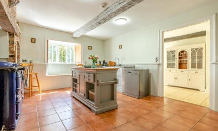 4 Bed in Bishopsteignton 9