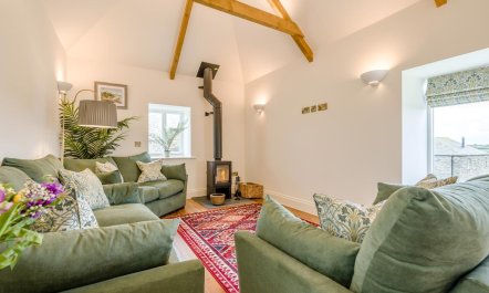 4 Bed in Padstow 2