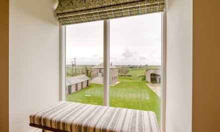 4 Bed in Padstow 7