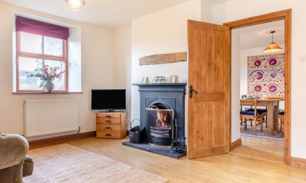 3 Bed in Longnor 3