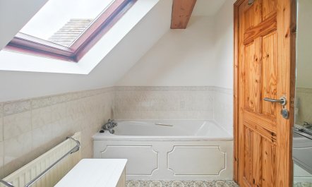 2 Bed in Swanage 8