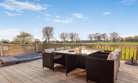 2 Bed in Athelington 4