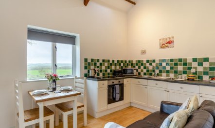 1 Bed in Marhamchurch 2