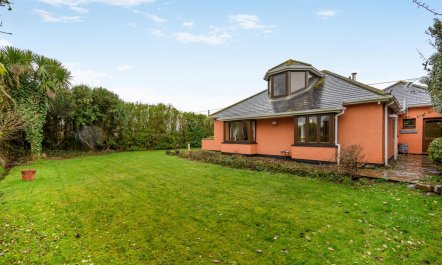 2 Bed in Widemouth Bay 4