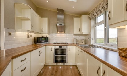 3 Bed in Athelington 3