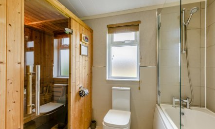 3 Bed in Athelington 2