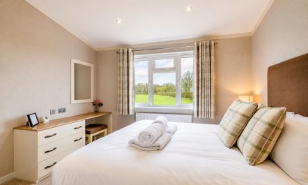 3 Bed in Athelington 9
