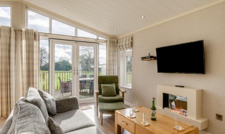 3 Bed in Athelington 1