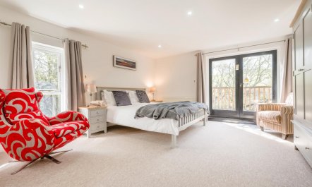 1 Bed in St. Gennys 2
