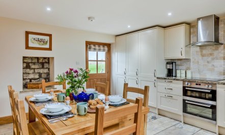 2 Bed in West Pennard 4