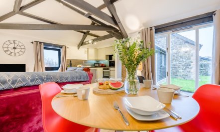 2 Bed in St. Gennys 1