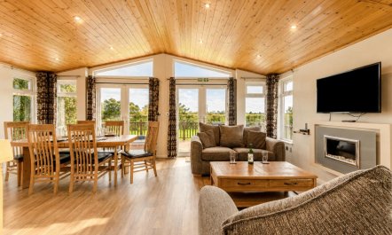 2 Bed in Athelington 7