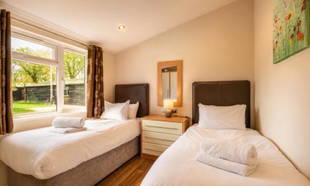 2 Bed in Athelington 9