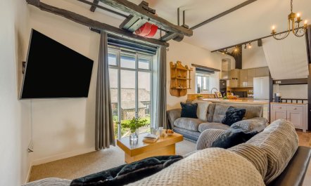 3 Bed in St. Gennys 1