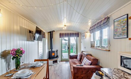 1 Bed in Llandudno 2