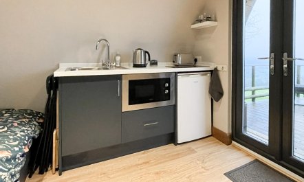 1 Bed in Kniveton 4
