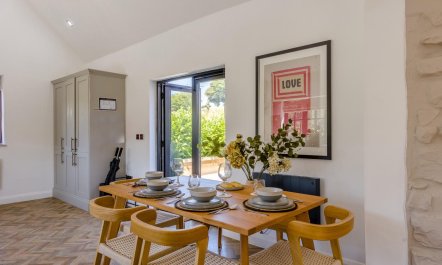 2 Bed in Nantgaredig 7