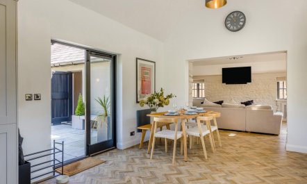 2 Bed in Nantgaredig 9