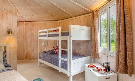 1 Bed in Hartland 5