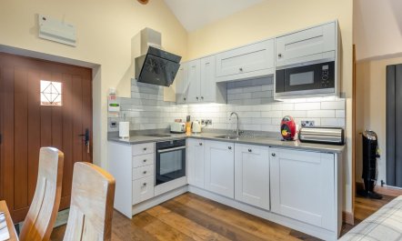 1 Bed in Brampton 8