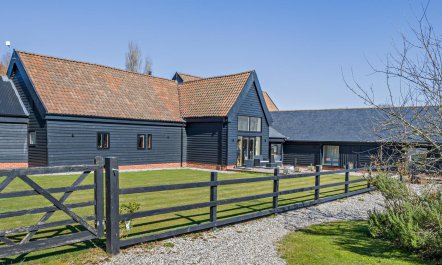 6 Bed in Ardleigh