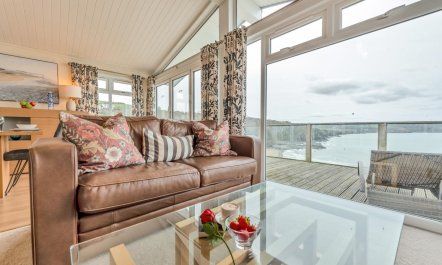 2 Bed in Tresaith 9