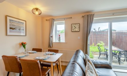 2 Bed in Seahouses 1