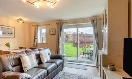 2 Bed in Seahouses 2