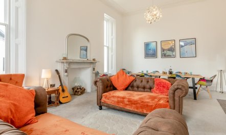 3 Bed in Torquay 1
