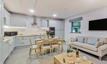 4 Bed in Llanrwst 9
