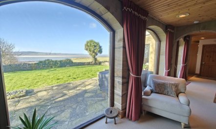 3 Bed in Holy Island 5