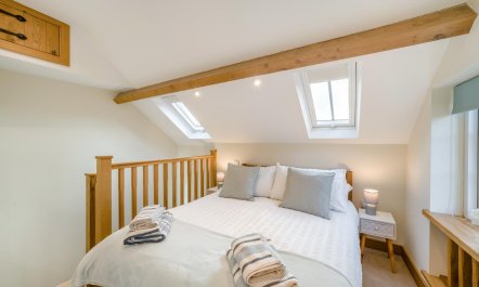 1 Bed in Child Okeford 8