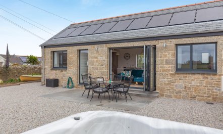 2 Bed in Sennen 1