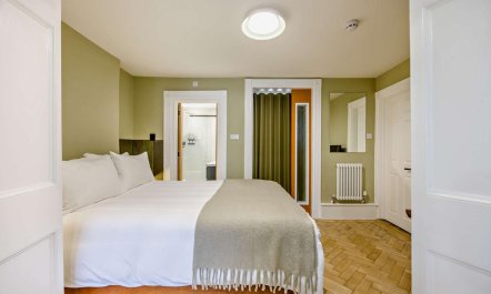 1 Bed in Cheltenham 8
