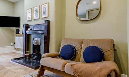 1 Bed in Cheltenham 7