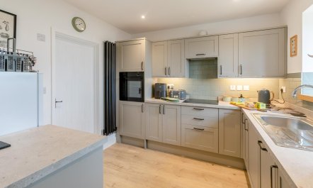 2 Bed in Kilmington 8